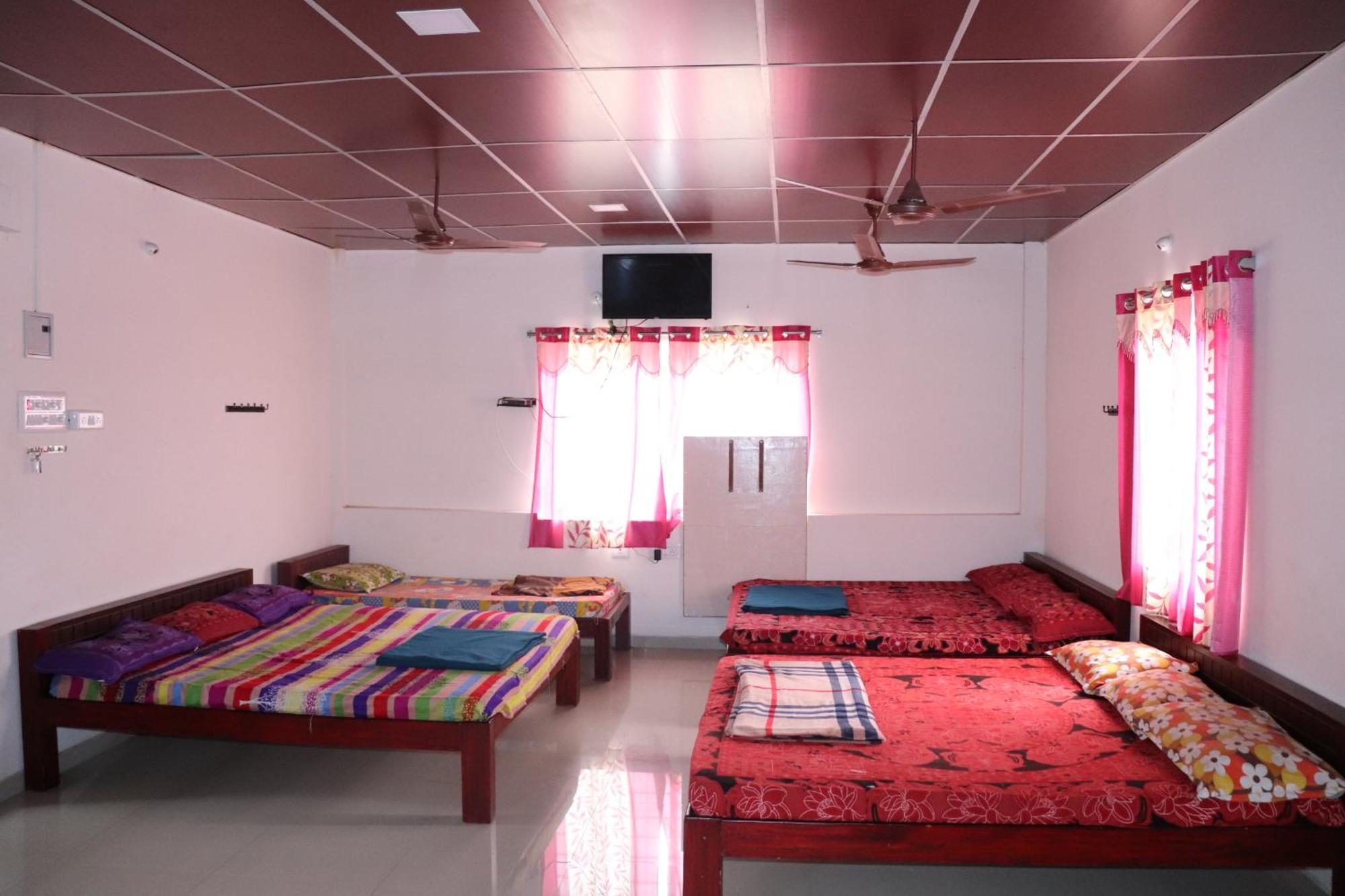Honey Bee Resort - Near Yercaud Lake Kültér fotó